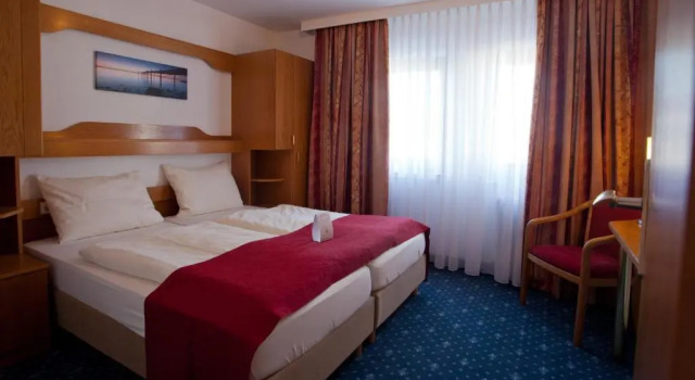 Апартаменты Hotel Knaus am Hafen