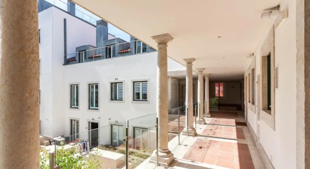 Апартаменты Lisbon Palace Apartment