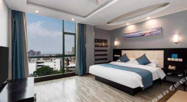 Taoran Zhixing Hotel (Huangshi Zhonglou Pedestrian Street), Prenota Hotel Huangshi Hubei