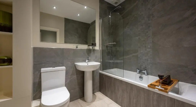 Апартаменты Deluxe Abbey Apartments - Modern Serviced Apartments - Tourists & Professionals