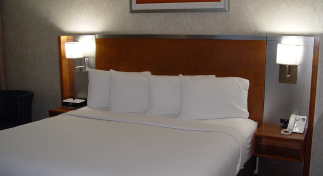 Двухместный номер Standard с видом на внутренний двор SureStay Plus Hotel by Best Western Bakersfield North