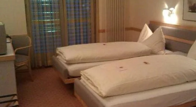 Hotel Lorze
