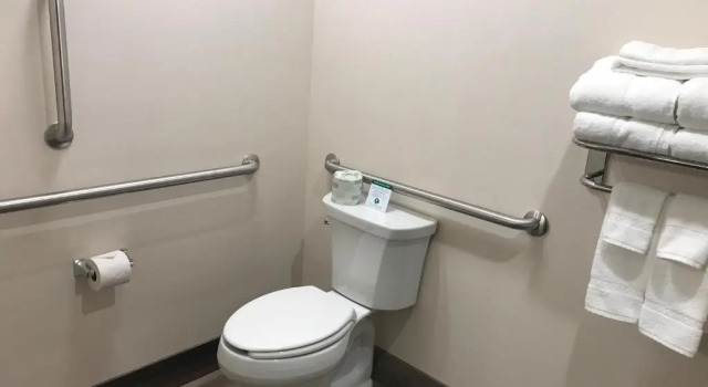 Двухместный номер Standard Cobblestone Inn & Suites - Manchester