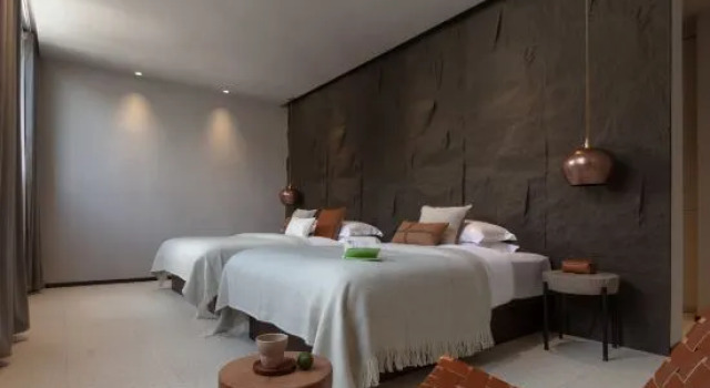 Семейный люкс Nazhu Sky Courtyard Designer Snow Mountain View Homestay (Lijiang City Rizhao Jinshan Branch)