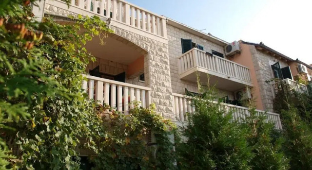 Apartmani Santic, Rezerwuj Hotel Brac Island 