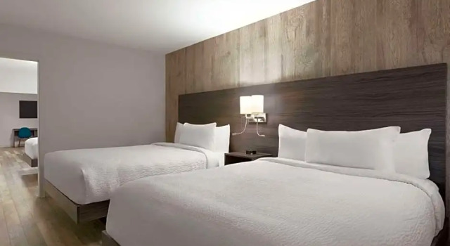 Шестиместная студия Days Inn by Wyndham Saint John