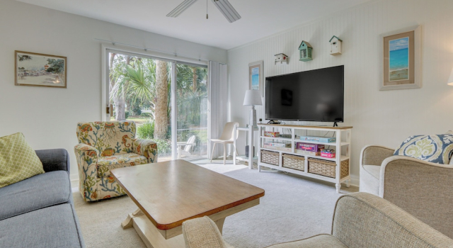 Апартаменты Walk to Beach! Hilton Head Island Escape w/ Pool