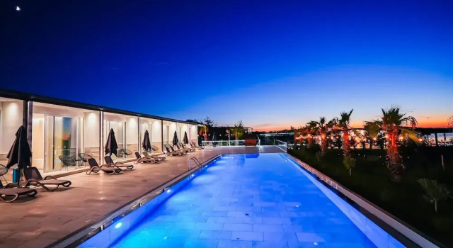 Lumeris lakeview Suites and SPA