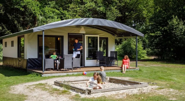 Тент Beautiful Lodge in Appelscha With Terrace