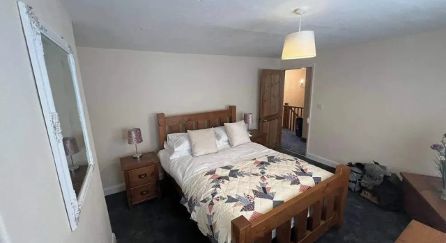 Blyton 2-bed Cottage, Parking, 30m to Lincoln, Varaa Lomakoti Mökit kohteessa Merseyside, Mökki
