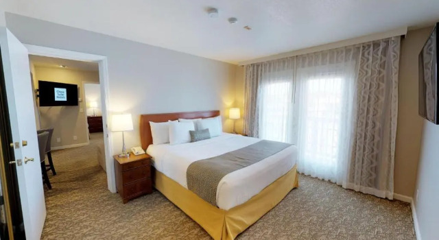 Двухместный номер Standard c 1 комнатой Chase Suite Hotel Newark Fremont