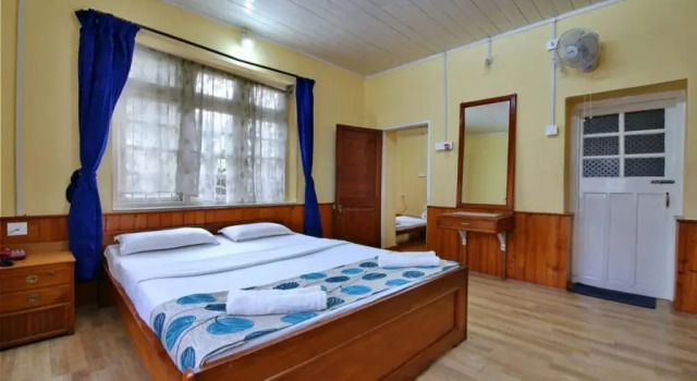 Hotel Tres, Prenota Hotel Kalimpong West Bengal