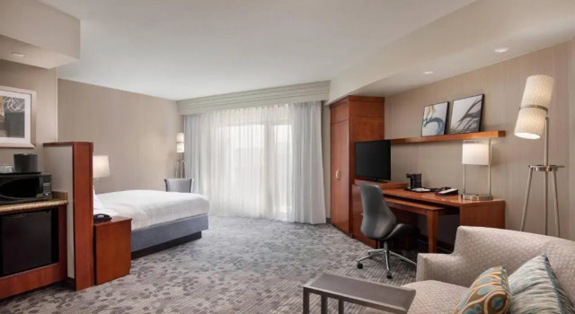 Полулюкс Courtyard by Marriott Dallas Allen at Allen Event Center