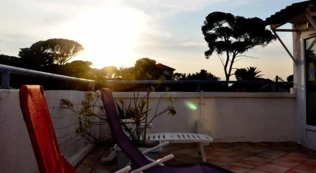 Апартаменты с видом на море Hôtel LEscale Au Soleil