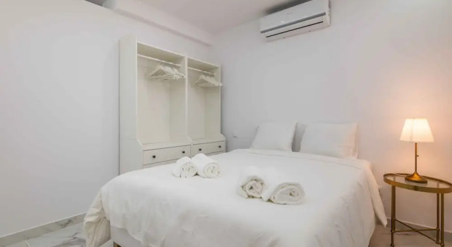 Baleeira Sea View Studio, Забронировать Апартаменты/квартира Отели Албуфейра с парковкой, рядом с Municipal Museum of Archaeology, Парковка