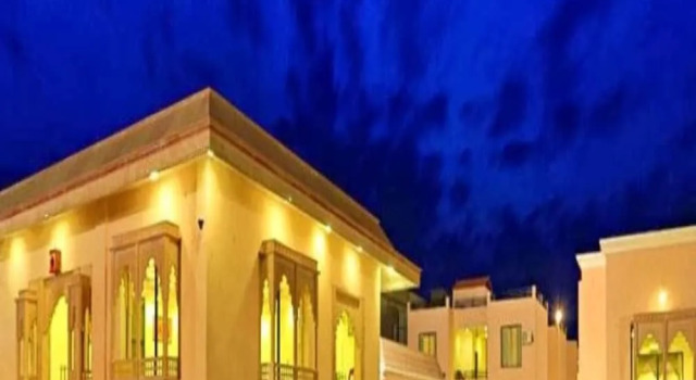 OM Rudrapriya Resort, Забронировать Курортный отель Отели штата Раджастхана с парковкой, Парковка