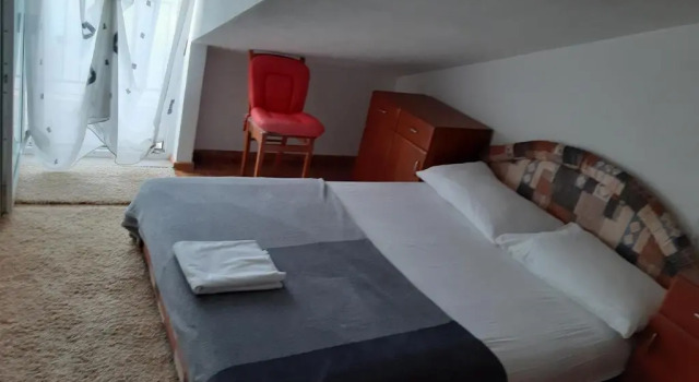 Апартаменты c 1 комнатой с балконом и с красивым видом из окна Apartments Peričić