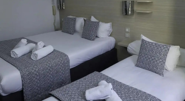 Номер Comfort Hôtel de Paris La Défense