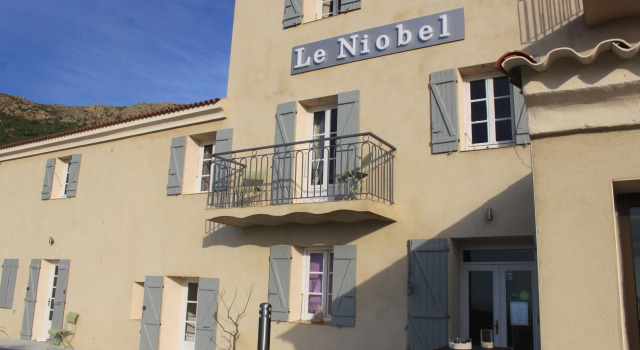 Hôtel Le Niobel, Rezervați Hotel Belgodere Balagne