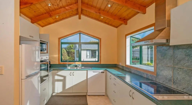 Sensational on Centennial - Whitianga Holiday Home, Boek Hotel Whitianga 