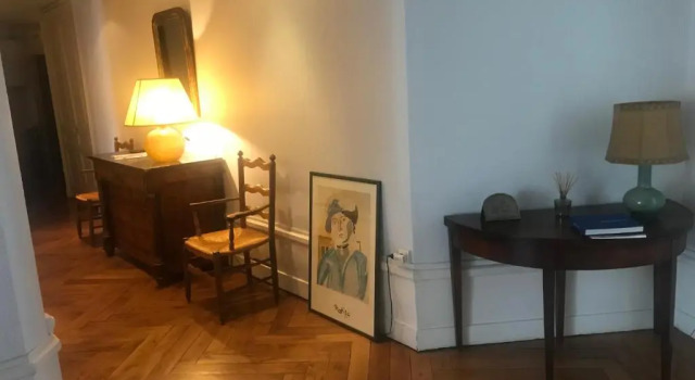 Berges du Rhone/ Chambre Avec Balcon (Adults Only), Забронировать Отель «постель и завтрак» Лион Rhône, рядом с Jardin Publique La Cerisaie