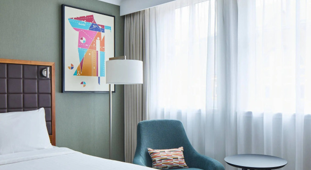 Четырёхместный номер Deluxe Leeds Marriott Hotel