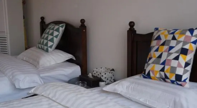 Люкс Tingqian Yuanhou Hostel