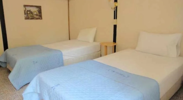 Baan Suan Rim Nam Resort, Varaa Lomakeskus Hotellit North-Eastern Thailand pysäköinnillä, Pysäköinti