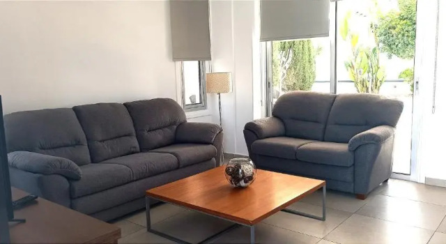 Colonial Villa 32, Book Villa Hotels in Larnaca Region with Parking, Parking