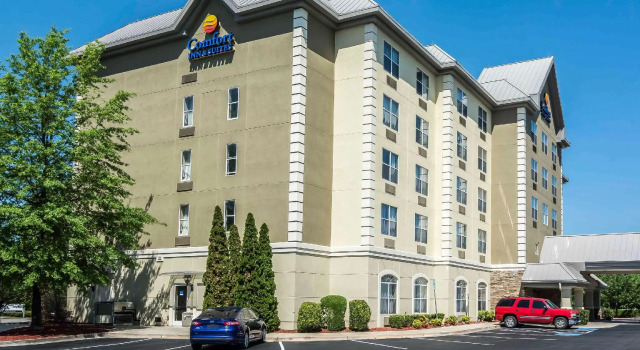Номер Standard Comfort Inn & Suites near Six Flags