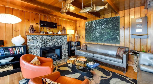 Коттедж с 3 комнатами с балконом 'the Nest' Gorgeous Waterfront La Conner Getaway!
