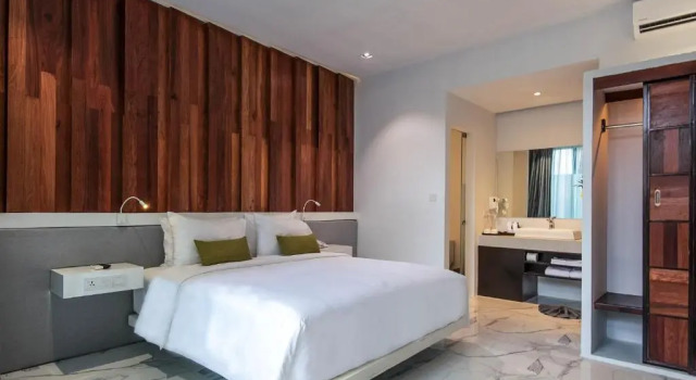 Номер Deluxe King Rock Residence