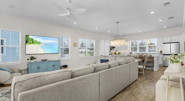 209 Seabreeze Escape: NEW Spacious 5-Bedroom Pool Home 5 Home