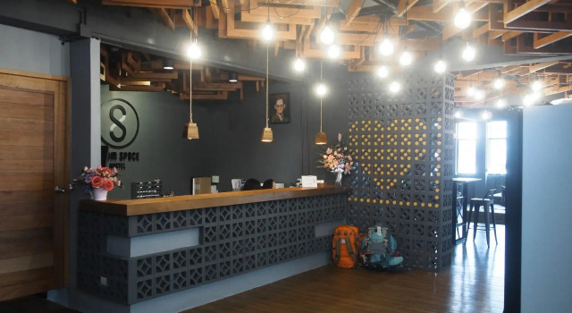 Silom Space Hostel