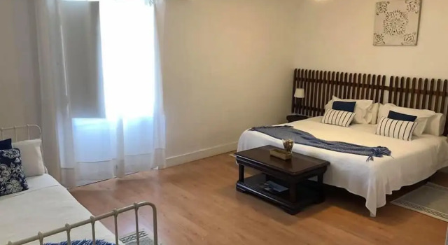 Люкс Avis Guesthouse
