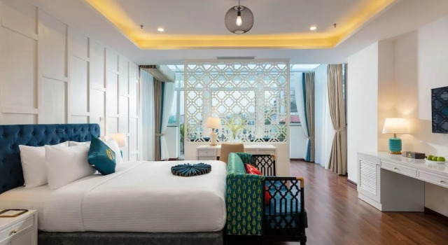 Minasi HanoiOi Lakeside Hotel