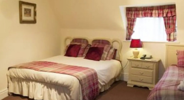 Семейный номер Standard The Bell Hotel