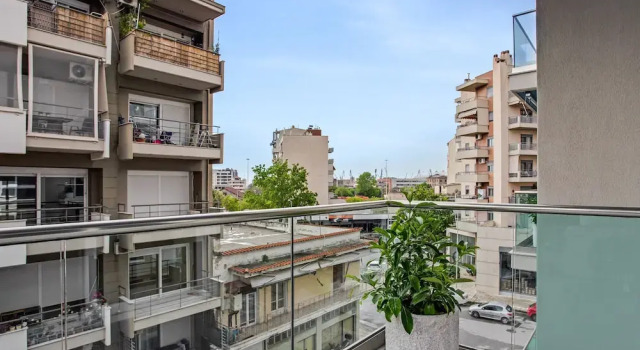 Sanders Old Port - Cute 1-bdr. Apt. w/ Balcony