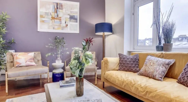 The Lexham Gardens Escape - Central 2BDR with Balcony, Забронировать Отель Кенсингтон и Челси Лондон, рядом с Maxims Casino Club