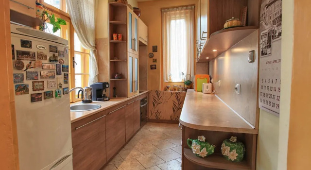 Коттедж с 3 комнатами TOMOVI HOME - Three bedrooms City center