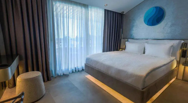 Four Hills Hotel