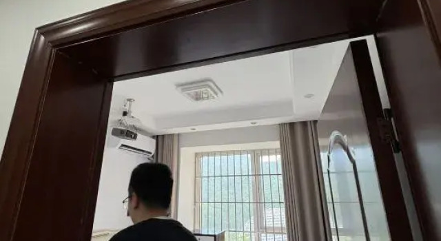 Guangyun Homestay (Liupanshui Normal University), Rezerwuj Hotel Hotele w Guizhou z parkingiem, Parking