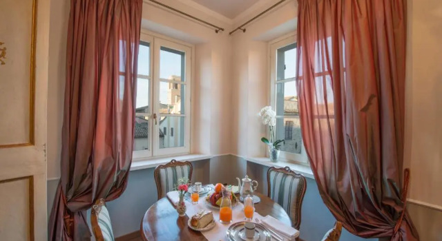 Люкс с балконом Palazzo Rotati