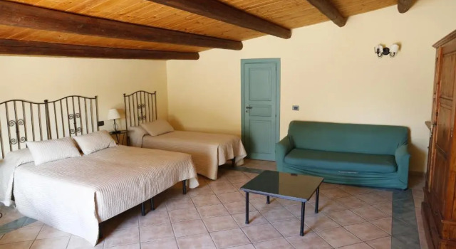 Четырёхместный номер Standard Albergo La Fontanella