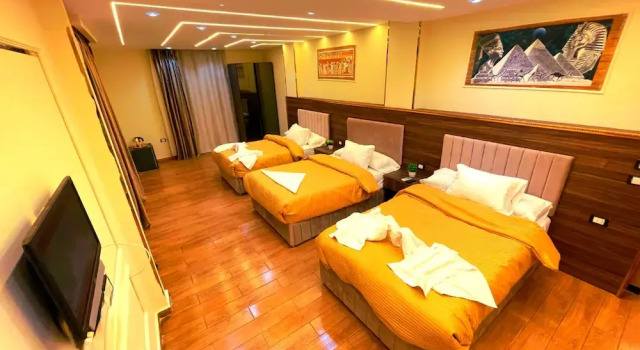 Трёхместный номер Luxury Pyramids sun temple view Inn