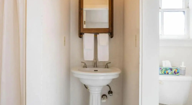 Студия Classic Dennens Victorian Farmhouse