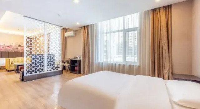 Люкс Manyue Hotel (Yinchuan International Trade City Branch)