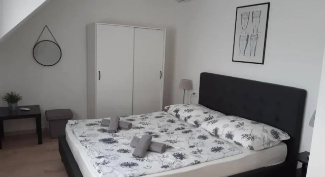 APARTMAN SOÓS -- Only for relaxation, not for party, Забронировать Апартаменты/квартира Шиофок Шомодь, рядом с Железнодорожный вокзал Шиофок