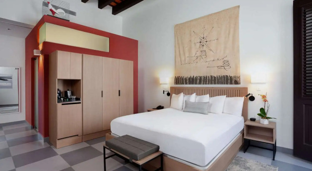Двухместный номер Standard Palacio Provincial San Juan, Adults only, Curio Collection by Hilton