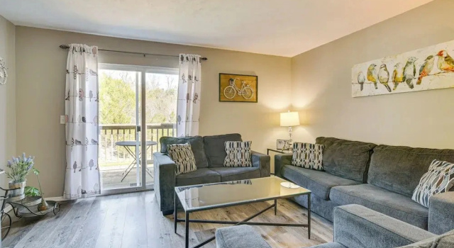 Whimsy on the Hillside!' Family Condo in Branson, Rezerwuj Apartament Hotele w Missouri z parkingiem, Parking